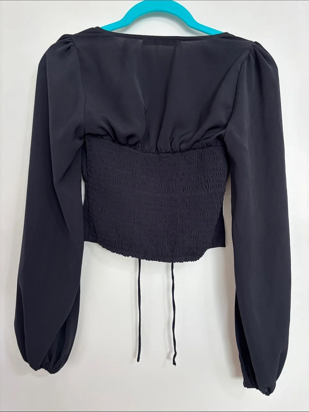 Abercrombie & Fitch Black Long-Sleeve Cropped Peplum Blouse